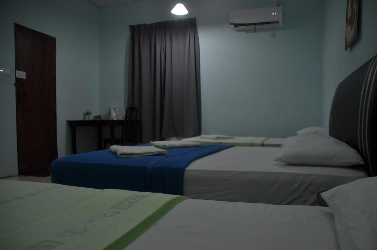 Sukau Tomanggong View Bed & Breakfast Exteriör bild