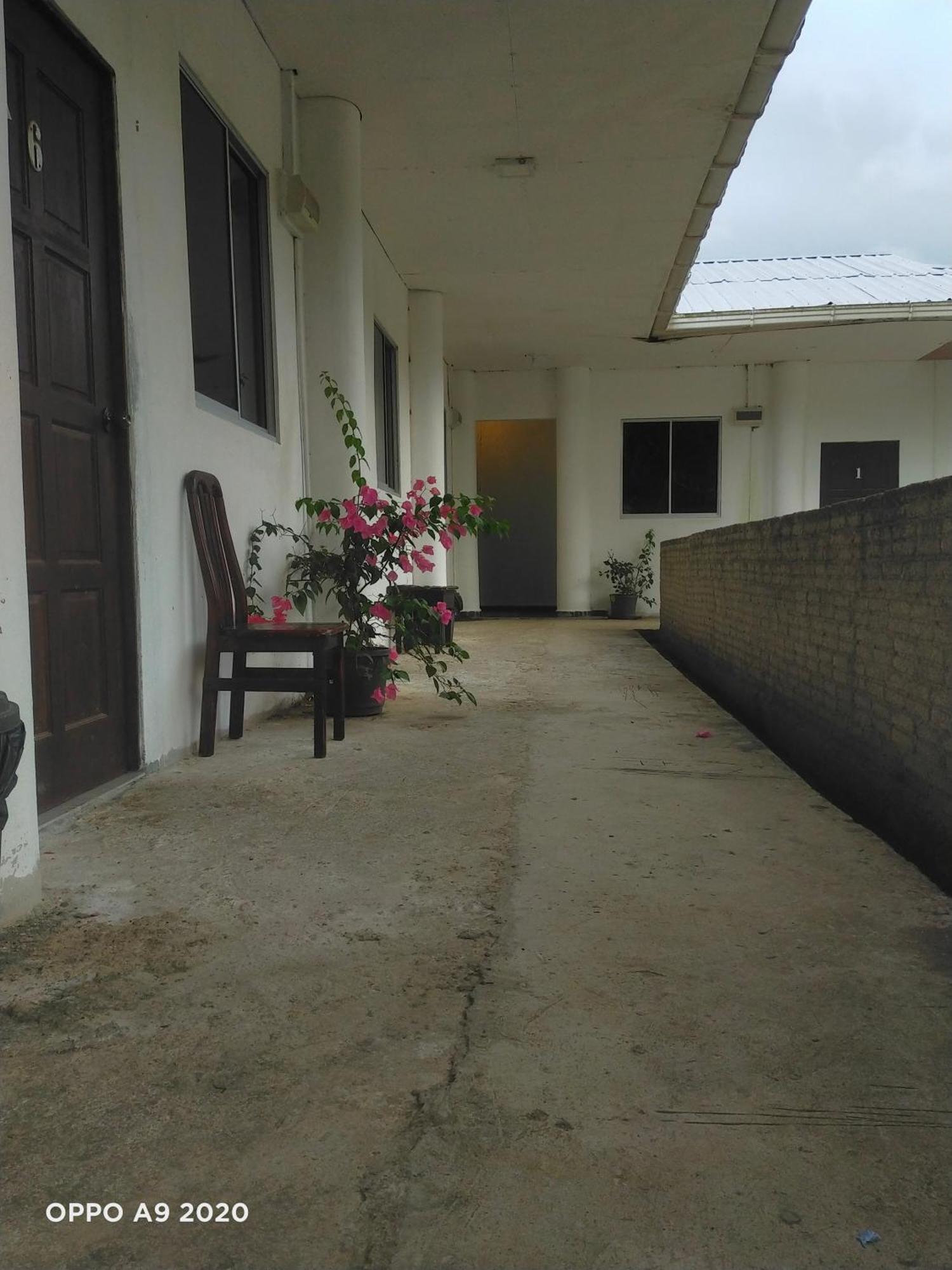 Sukau Tomanggong View Bed & Breakfast Exteriör bild