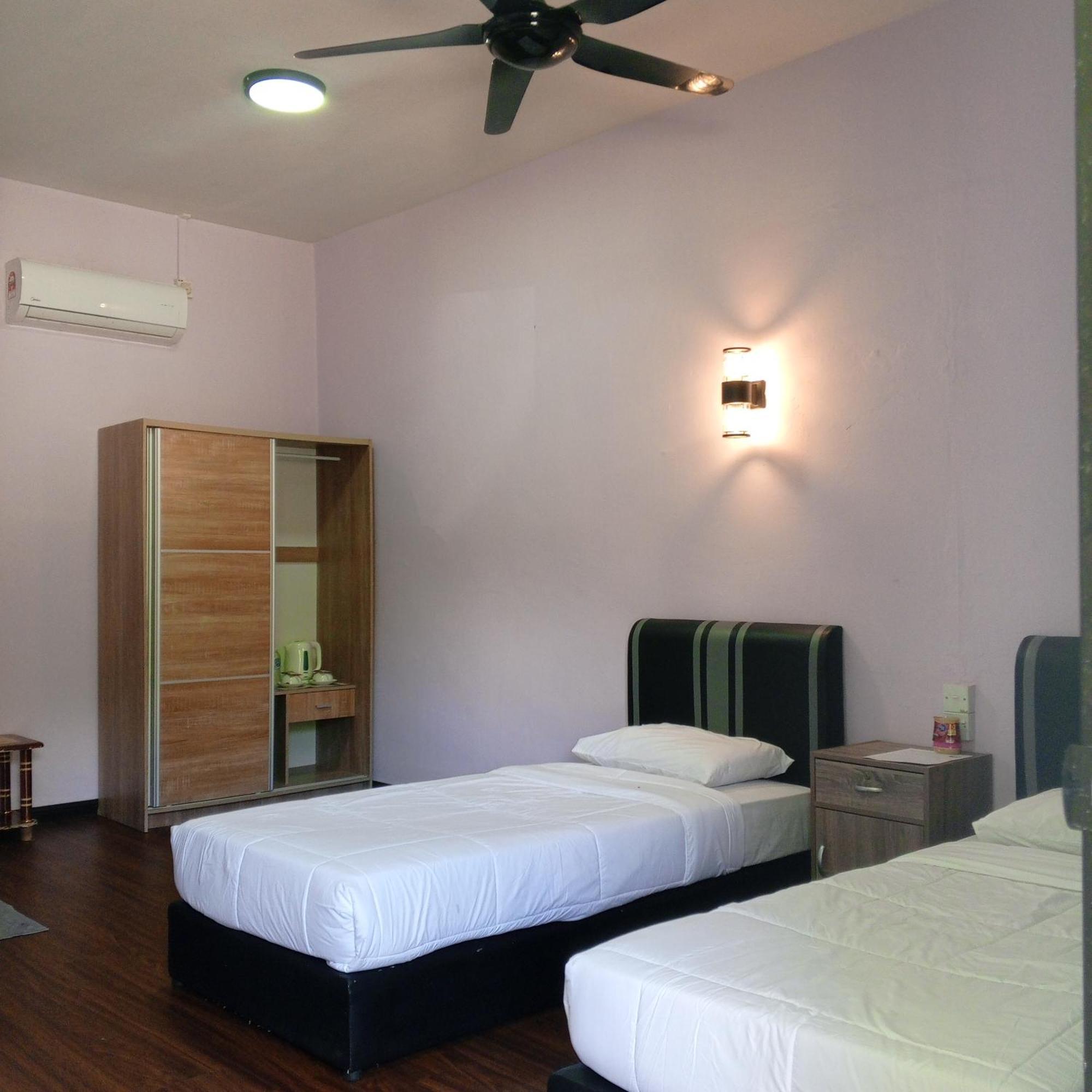Sukau Tomanggong View Bed & Breakfast Rum bild
